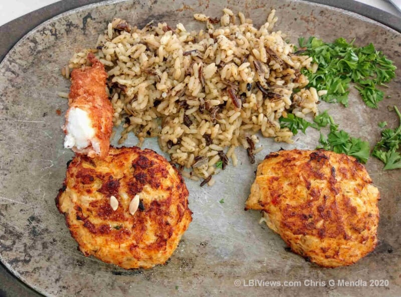 Howards Restaurant - Crab Cake Appetizer